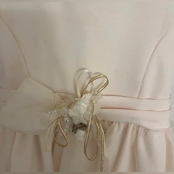 WHITE FORMAL DRESS GIRLS SIZE 5T - Picture 3 of 3